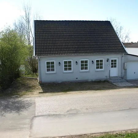 Casa de Férias Awesome In With 2 Bedrooms And Wifi Rudkøbing